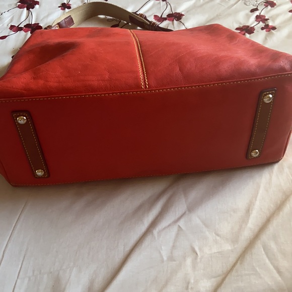 COPY - Dooney and Bourke purse - Picture 5 of 11